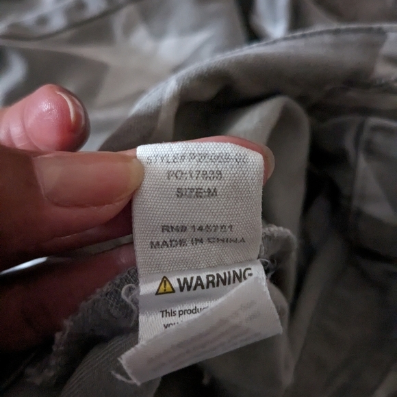 Gray W/ White Stars Pattern Flared Bell Bottom High Waisted Jeans W/ Frayed Hem - Picture 11 of 14